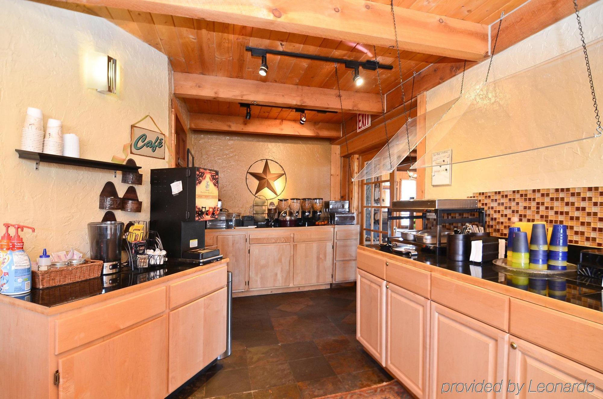 Best Western Lodge At Nederland Restaurant foto